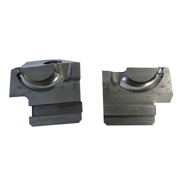 12Customized products of mould (oblique top block, row position, ox horn)
